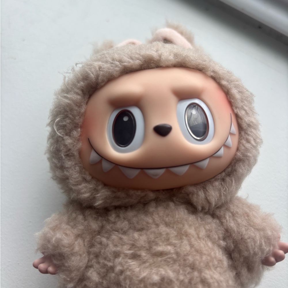 Authentic Labubu - Picture 2 of 5